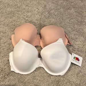 Fruit of the Loom 2 pack new with tags bras